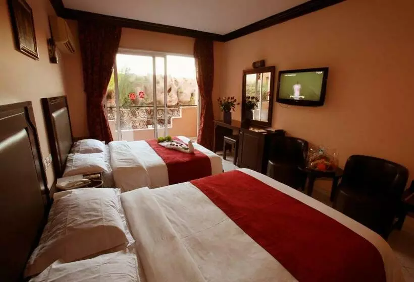 اتاق استاندارد چهار تخته, Imperial Holiday