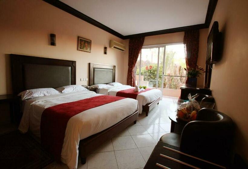 Standard Quadruple Room, Imperial Holiday