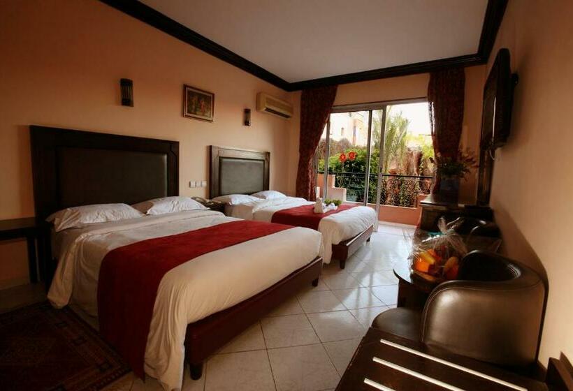 Standard Quadruple Room, Imperial Holiday