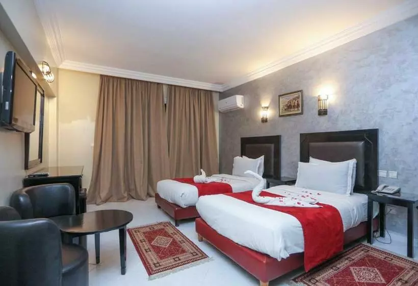 اتاق استاندارد یک نفره, Imperial Holiday