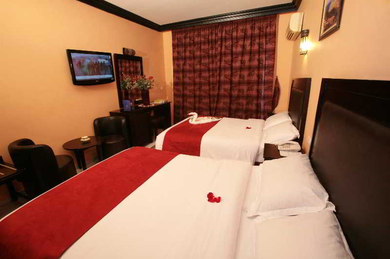 اتاق استاندارد چهار تخته, Imperial Holiday