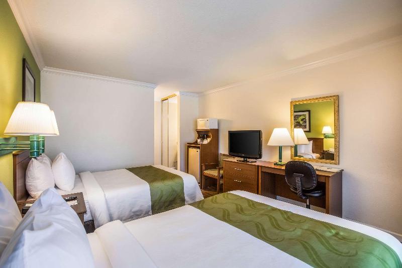 Standard Room Pool View, Imperial Holiday