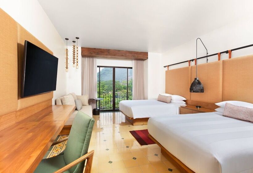 Номер Стандарт 2 Двуспальные Кровати, Los Sueños Marriott Ocean & Golf Resort