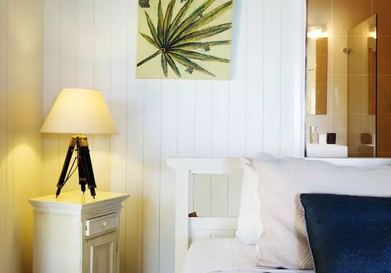 Sviitti Merinäkymä, Palm Bay Resort
