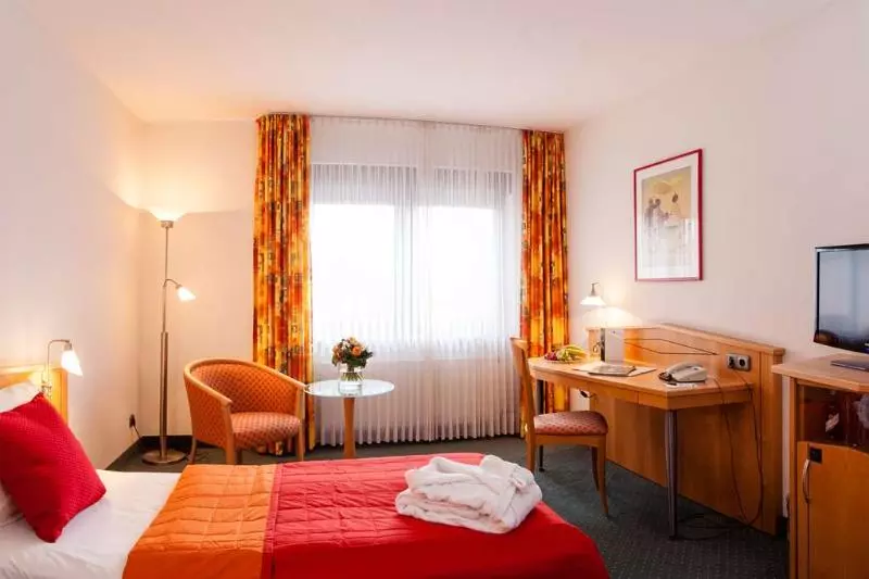 اتاق استاندارد یک نفره, Panorama Hamburg Billstedt