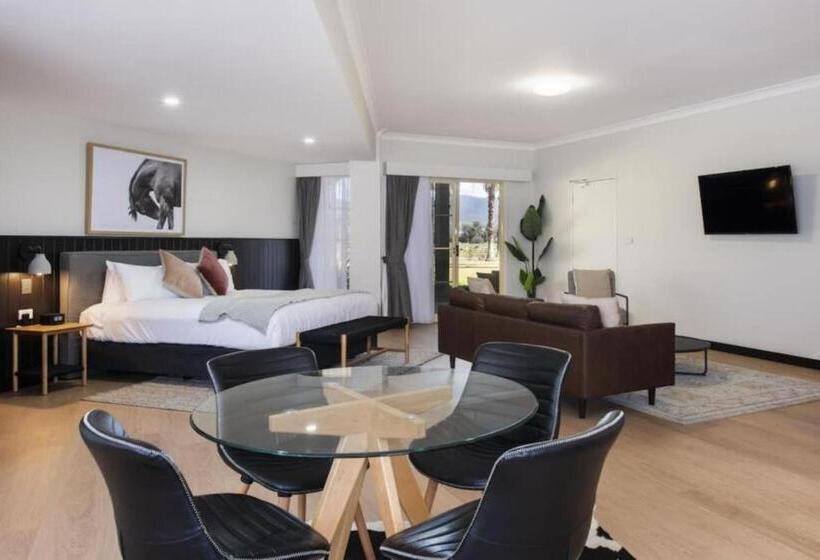 סטודיו סופריור, Parklands Resort