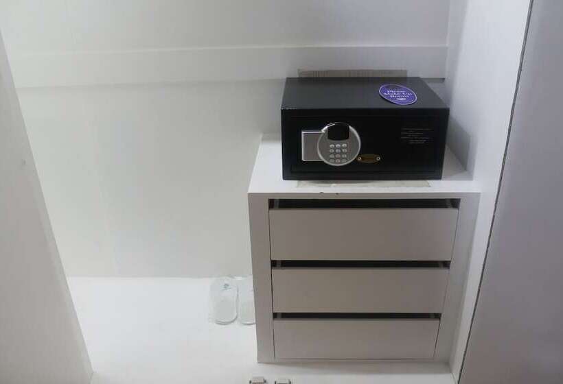 חדר סופריור, Pearl Manila