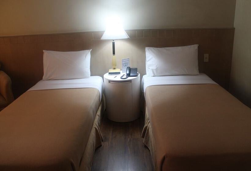 חדר סופריור, Pearl Manila