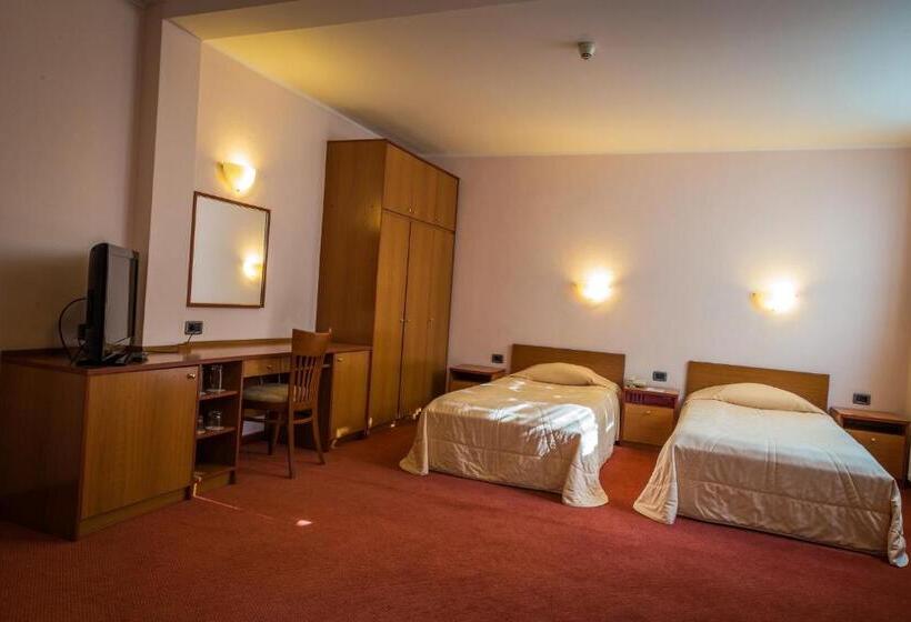 חדר סטנדרט, Sevlievo Plaza