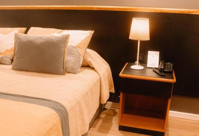 Номер Deluxe, Tronador