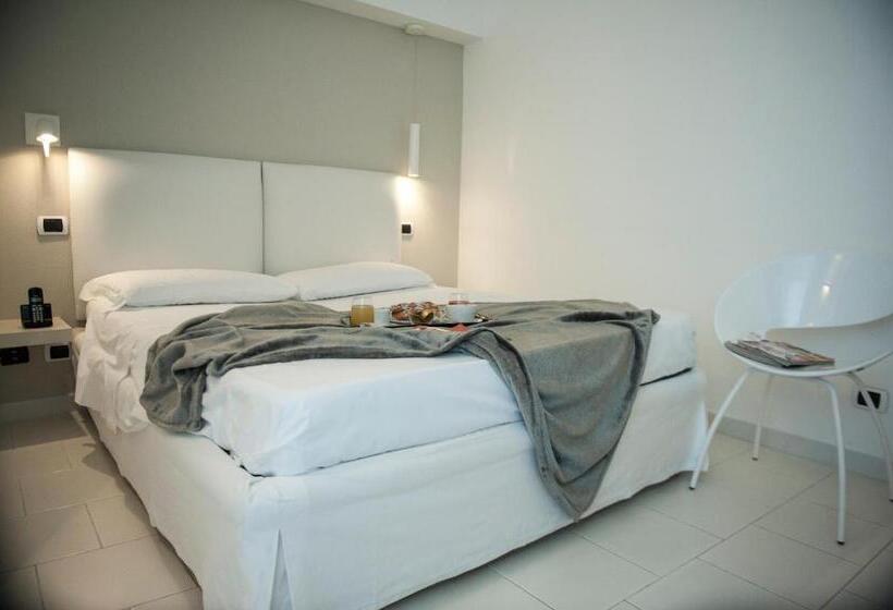 带海景的古典房间, Villa Felice Relais