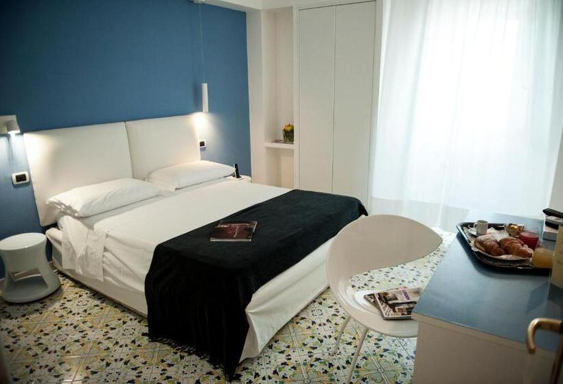 带海景的古典房间, Villa Felice Relais