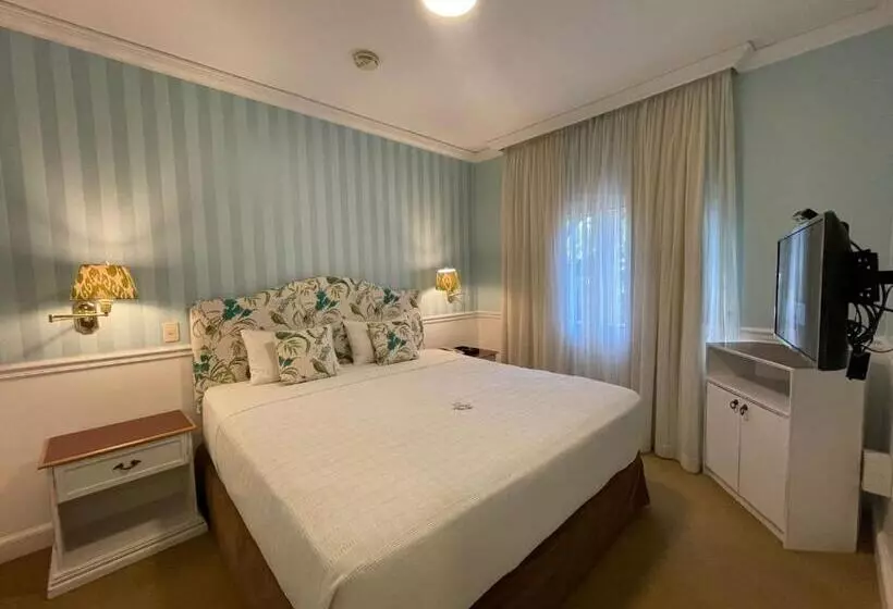 スイート, Villa Morra Suites