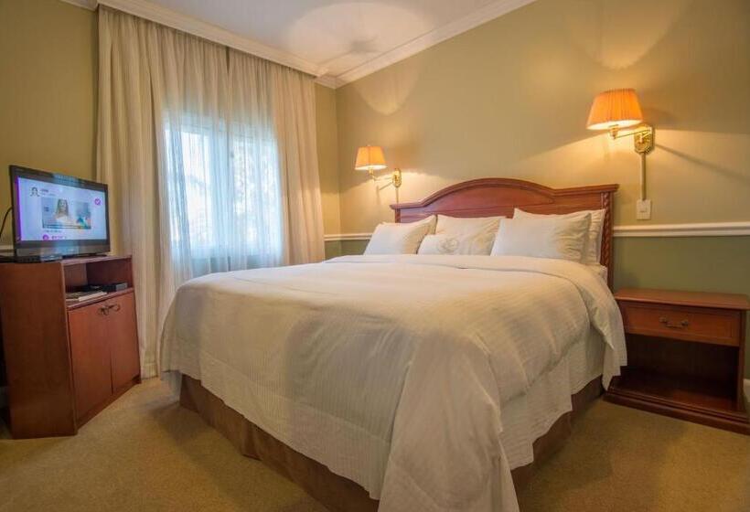 سوییت, Villa Morra Suites