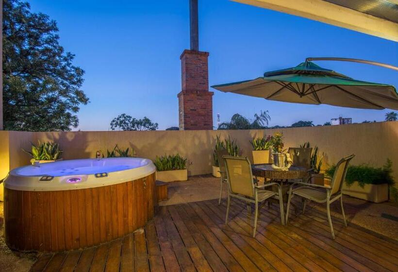 اتاق استاندارد, Villa Morra Suites