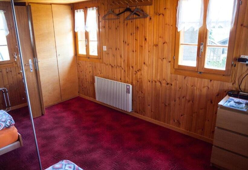 إستديو عائلى, Gruppenhaus Im Walliser Alpstyle