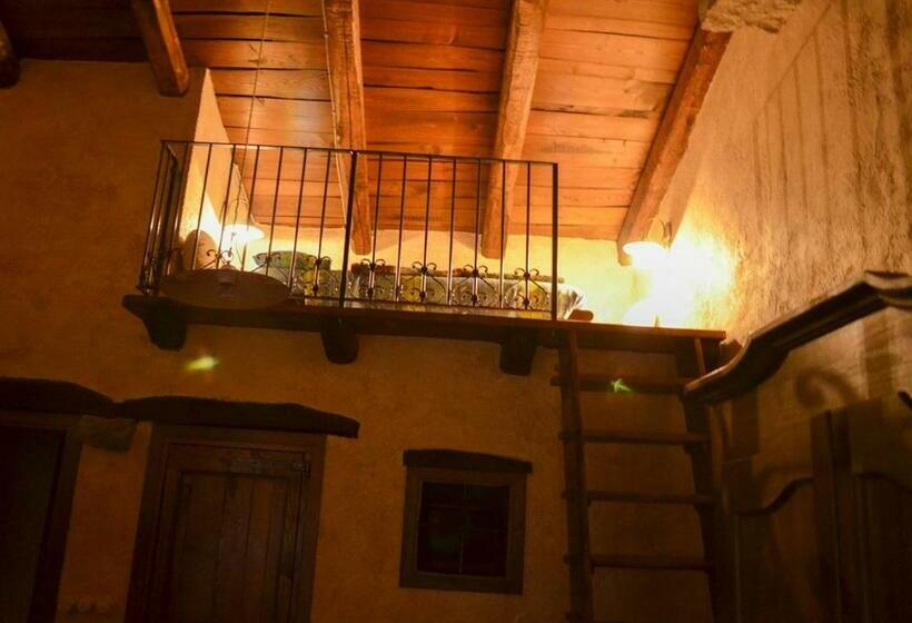 غرفة قياسية, Il Cappellaio Matto