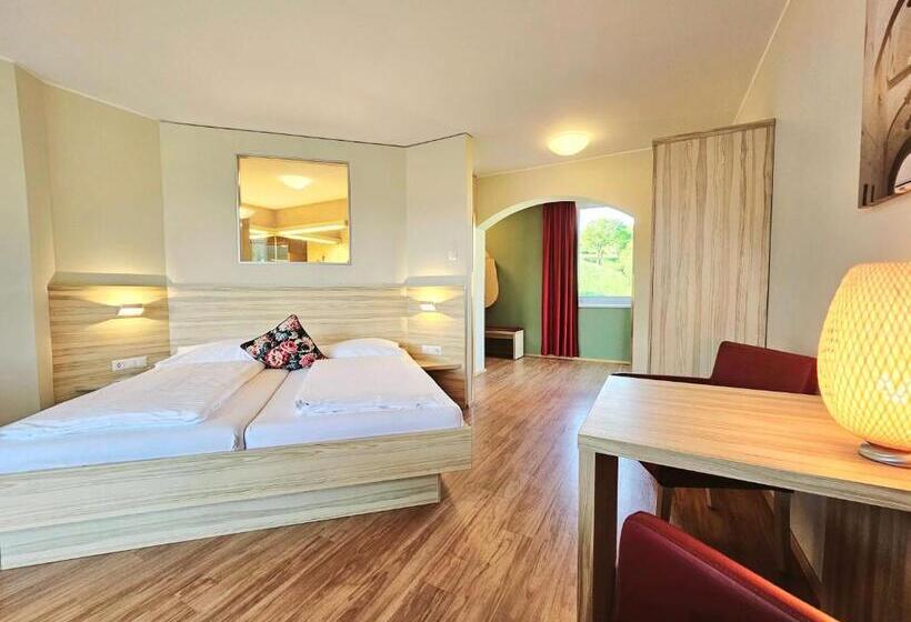 סוויטת 2 חדרי שינה, Familienhotel Trebesingerhof