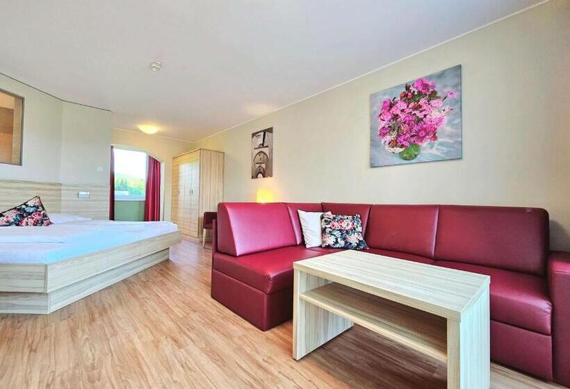 Люкс 2 Спальни, Familienhotel Trebesingerhof