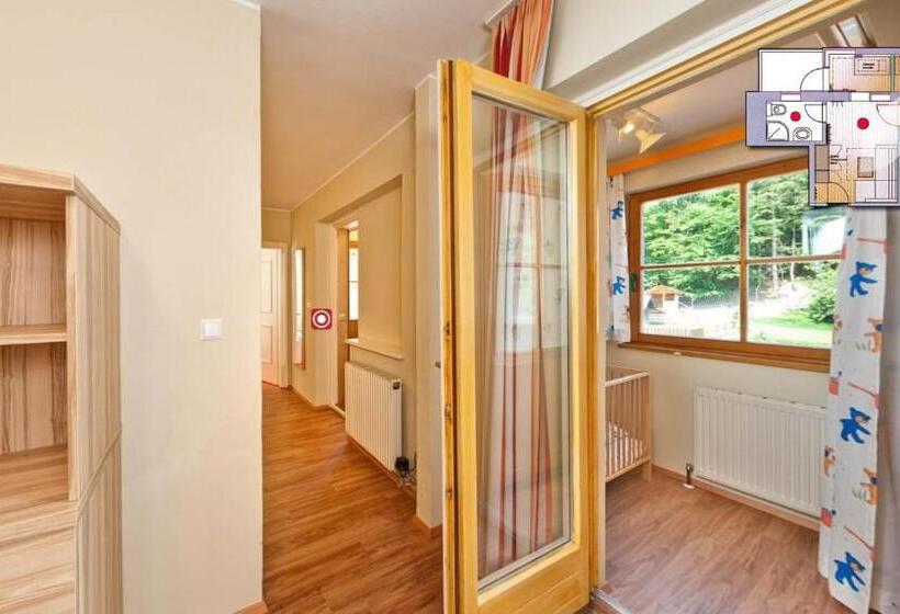 סוויטת 2 חדרי שינה, Familienhotel Trebesingerhof