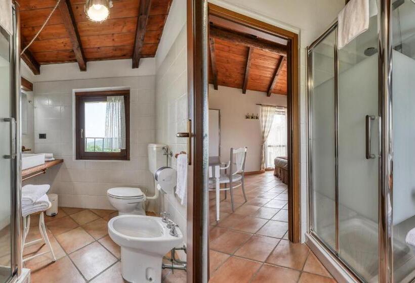 Полулюкс, Ca  Del Monte Resort