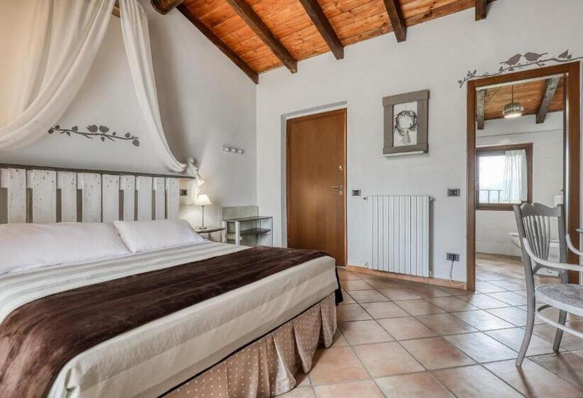 Полулюкс, Ca  Del Monte Resort