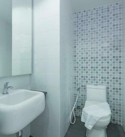 Студио Стандарт с Балконом, Thongchen Residence