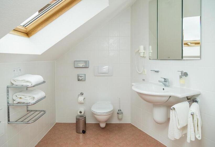 スタンダードシングルルーム, Landhotel Sonnenhof