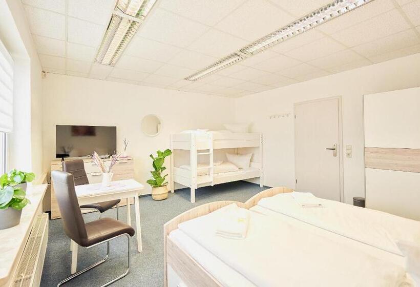 Семейный Номер Совместный Санузел, Landhotel Sonnenhof