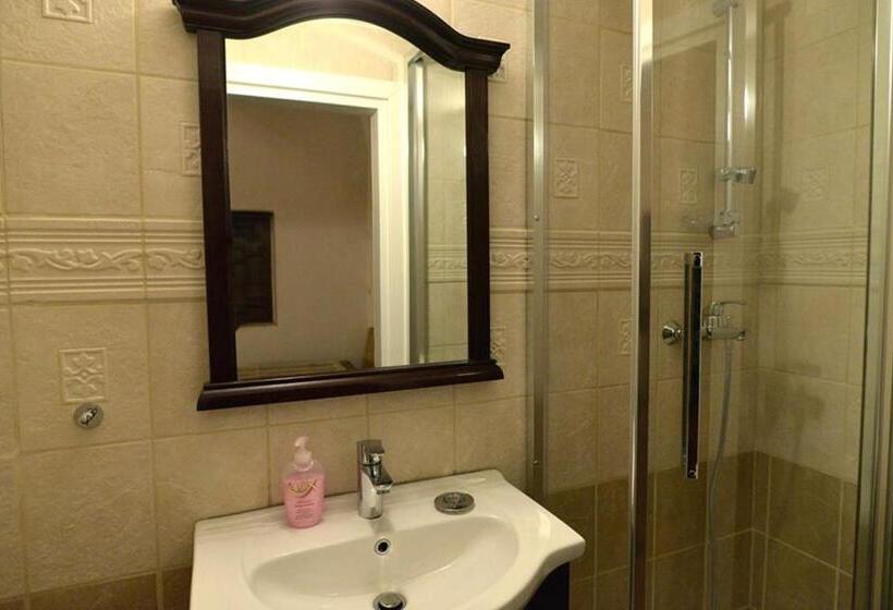 스위트, Arhontiko Askas Mansion