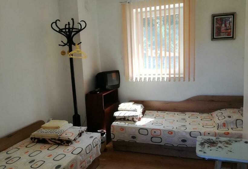 Номер Стандарт, Divna Guest House