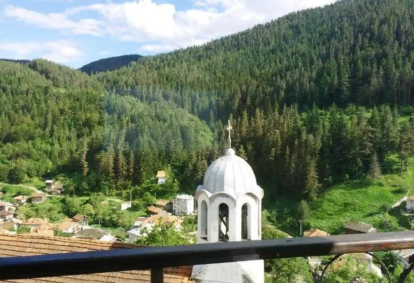バルコニー付きスタンダードルーム, Family Hotel Valchanovata Kashta