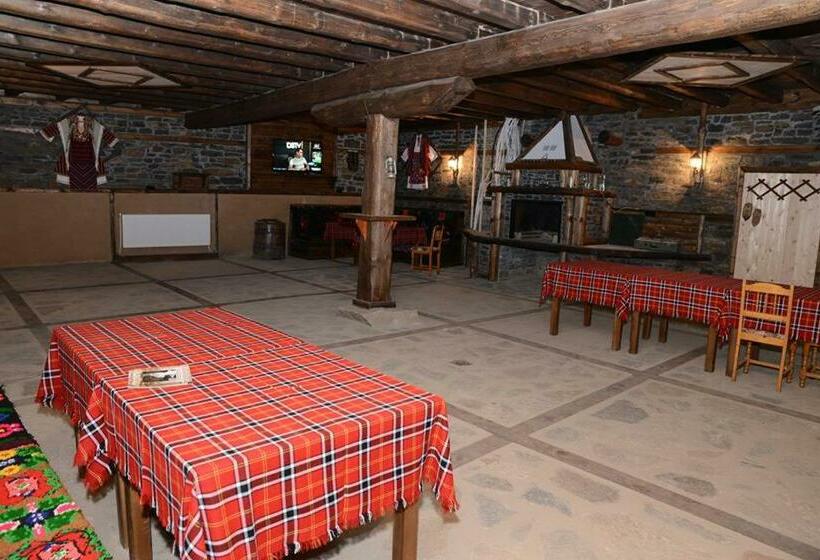 غرفة قياسية, Kyshta Za Gosti Gospodevi