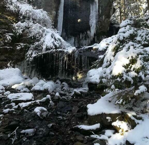 غرفة قياسية رباعية, Lörincz Vendégház