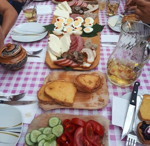 غرفة قياسية رباعية, Lörincz Vendégház