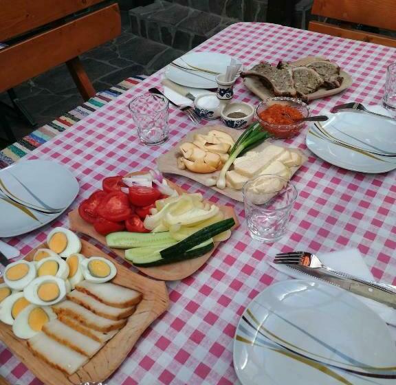 غرفة قياسية رباعية, Lörincz Vendégház