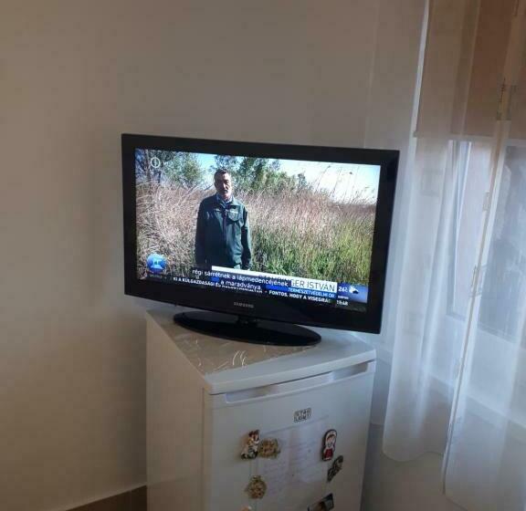 غرفة قياسية رباعية, Lörincz Vendégház