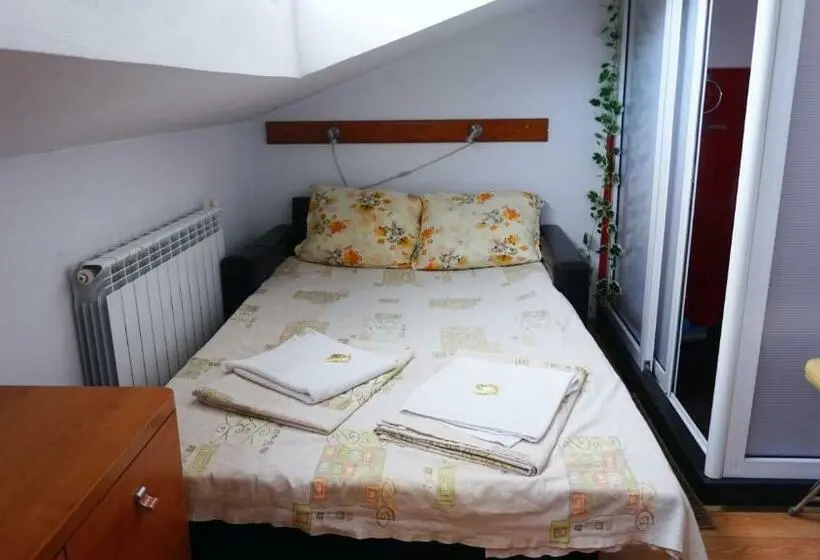 スタンダード４人部屋, Pamir Guest House