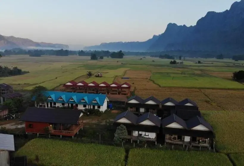 بانگلوی استاندارد, Thongdam Guesthouse
