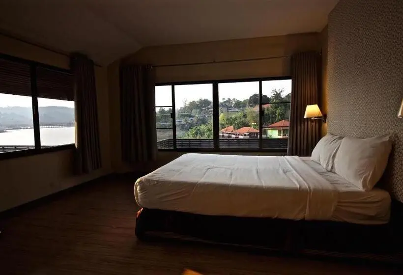 اتاق استاندارد, Phornpailin Riverside Resort