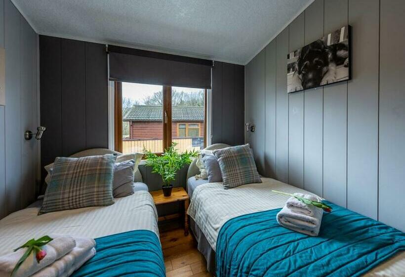 スタンダードプラスルーム, Ashlea Pools Lodges