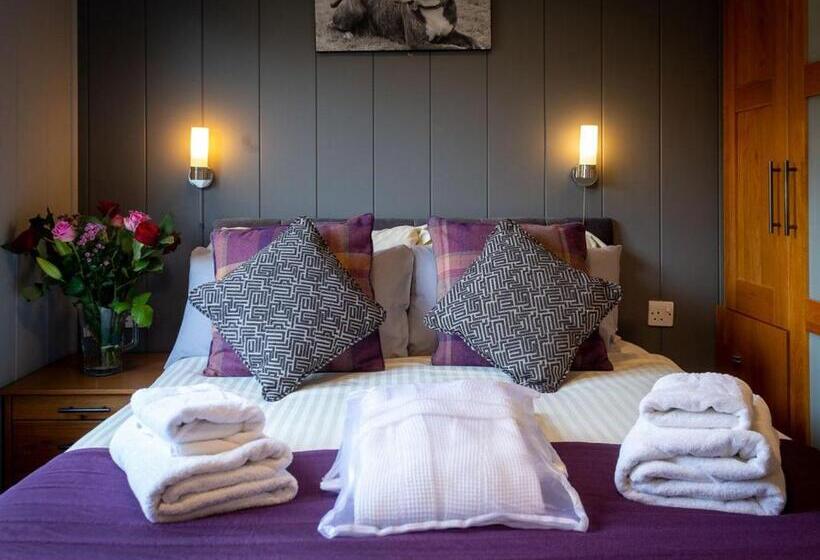 スタンダードプラスルーム, Ashlea Pools Lodges