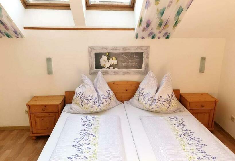 غرفة قياسية, Weingut Krell