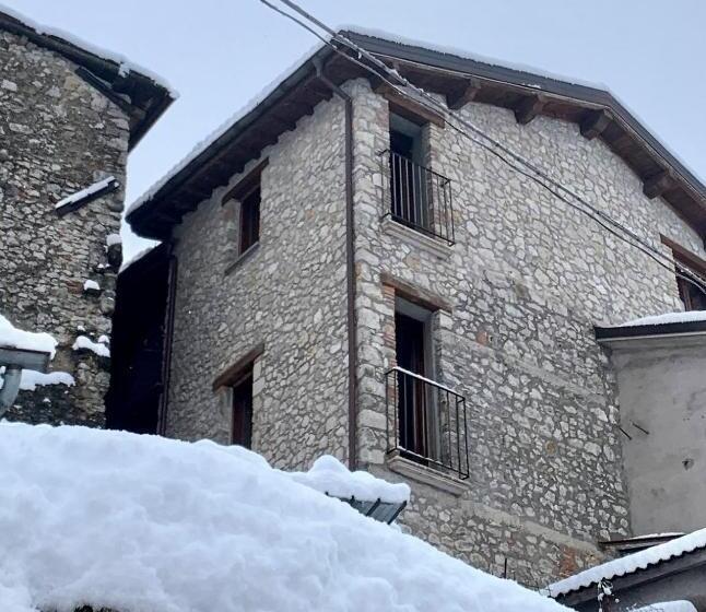 غرفة قياسية ثلاثية, B&b Leofreni Natura