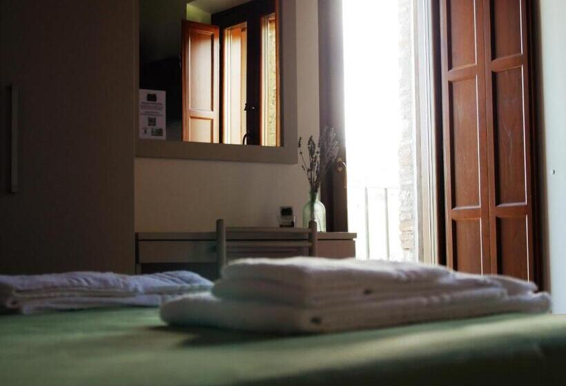 غرفة قياسية, B&b Leofreni Natura