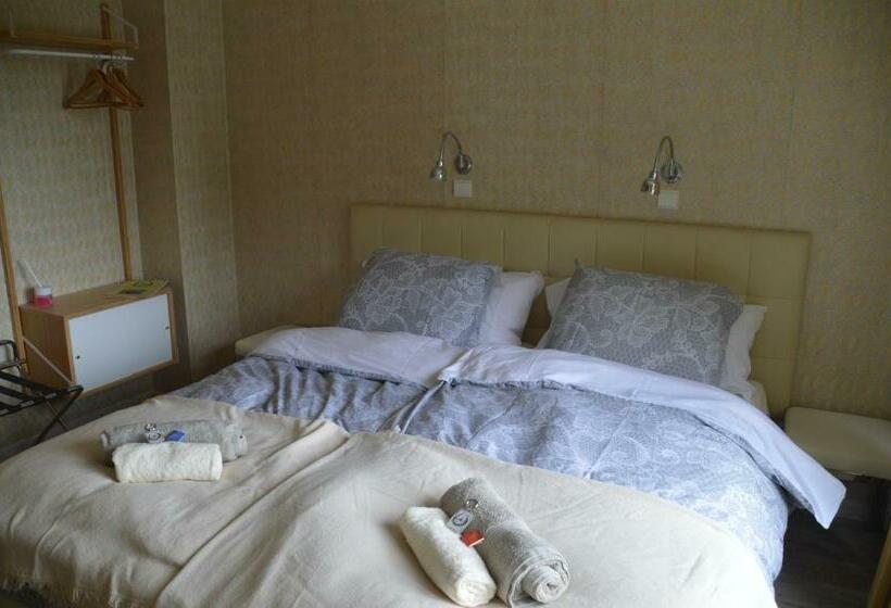 اتاق اکونومی, B&b The New Challenge