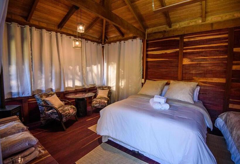 Бунгало Deluxe, Casa Do Lago Caparaó