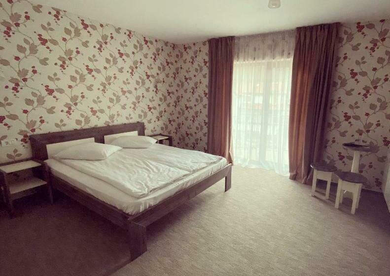 스탠다드 룸 킹사이즈 침대, Maison Platanus