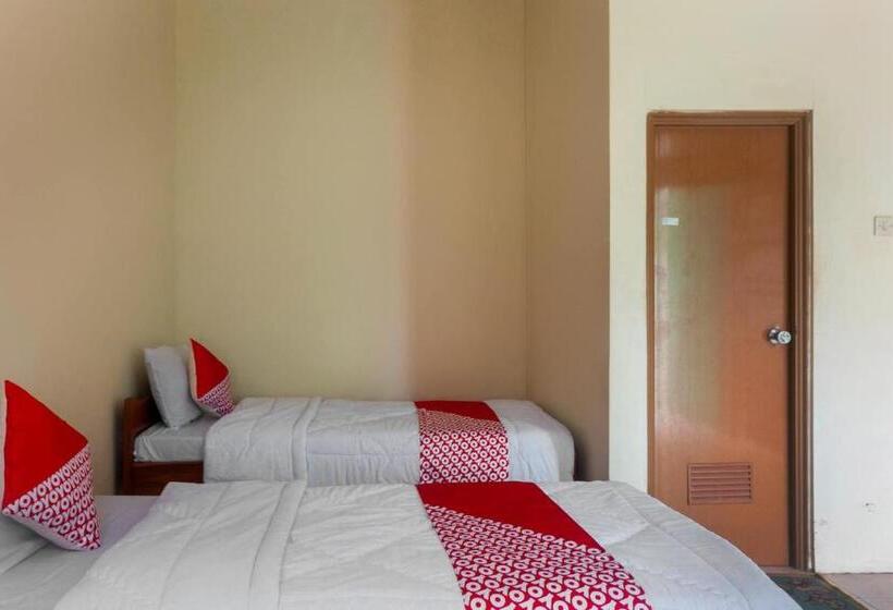 ファミリールーム, Oyo 2471 Swarna Raya