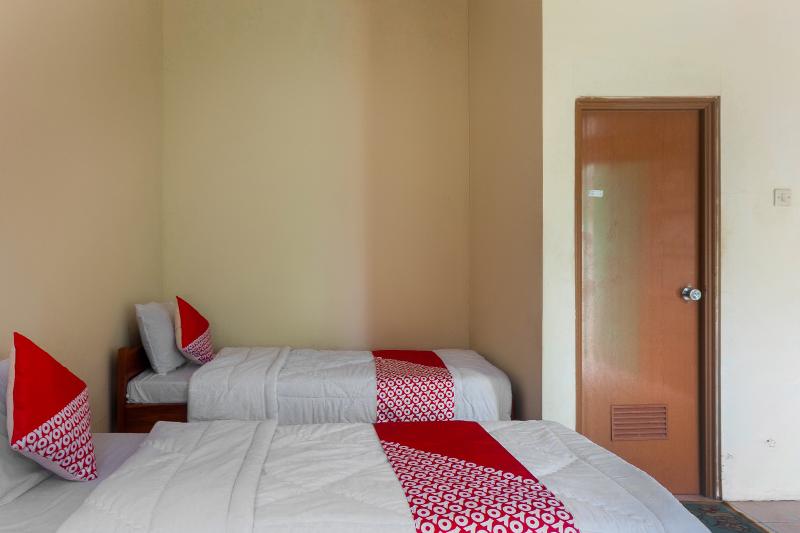 ファミリールーム, Oyo 2471 Swarna Raya